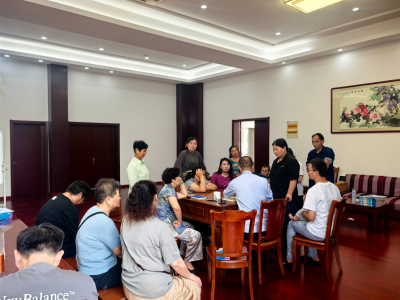 雙節(jié)暖人心！潤(rùn)泰股份免費(fèi)中醫(yī)義診